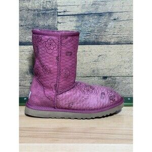 UGG Classic Short II Timeless Berry Red Suede Fur Boots Womens Size 8